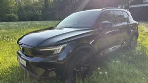 Volvo XC40 Ultimate Recharge Pure Electric 2WD - AHK - Voll +
