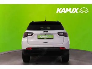 Jeep Compass 1.5Multi-Air Aut.Summit+LED+NAVI+KAMERA Bild 4