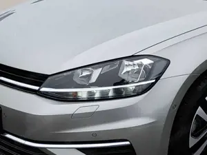 Volkswagen Golf VII Lim. 1,5 TSI IQ.Drive Bild 5