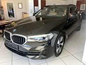 BMW 520 d Komfortsitze/Standhz/HuD/Aktivtemp/Kamera