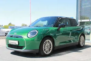 MINI Cooper E Favoured Trim Pano Harman HeadUp Cam