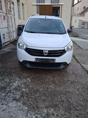 Dacia Lodgy 1.6 MPI 85 Prestige