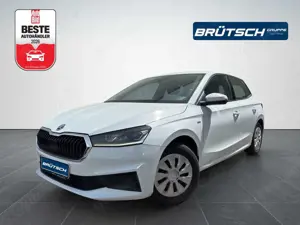 Skoda Fabia 1.0 TSI Tour KLIMA / LED / NAVI / SITZHEIZUNG / AL