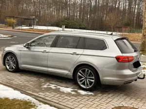 Volkswagen Passat Variant 2.0 TDI SCR 4Motion DSG (BMT) Highline Bild 3