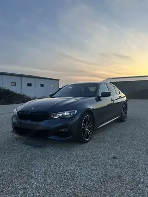 BMW 320 M Sport Shadow Bild 4