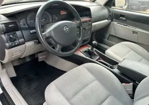 Opel Omega