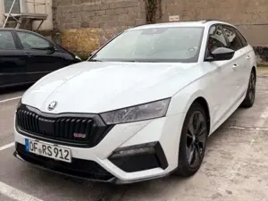 Skoda Octavia Octavia Combi Diesel IV Combi 2.0 TDI DSG 4x4 RS | HUD | Panorama | 2024 | Virtual Coc