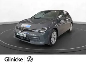 Volkswagen Golf VIII Life 1.5 eTSI (150 PS) DSG | Rear View
