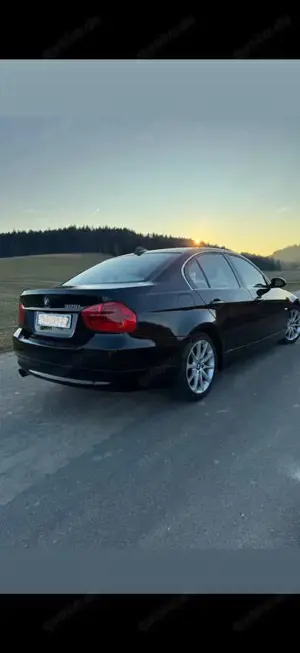 BMW 325 E90 325i Carplay, elektr. Lederausstattung Bild 2