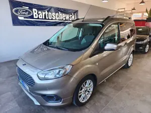 Ford Tourneo Courier Titanium