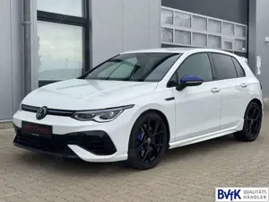 Volkswagen Golf VIII R Performance 20 Years AKRAPOVIC