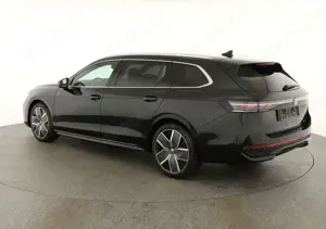 Volkswagen Passat Variant TDI DSG 4M R-LINE, Pano, AHK, IQ.Light, HUD, 19-Zo Bild 5