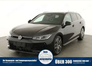Volkswagen Passat Variant TDI DSG 4M R-LINE, Pano, AHK, IQ.Light, HUD, 19-Zo