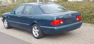 Mercedes-Benz E 280 Elegance