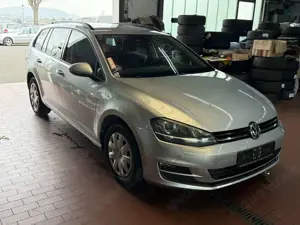 Volkswagen Golf Variant Comfortline BlueTDI, ( Neu-Automatik-Getrieber,.)