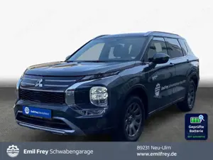 Mitsubishi Outlander Outlander 2.4 4WD Plug-In Hybrid Top