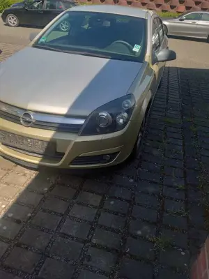 Opel Astra Bild 3