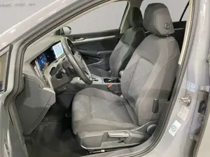 Volkswagen Golf Variant VIII 2.0 TDI DSG Life / Navi Bild 5