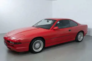 BMW 850