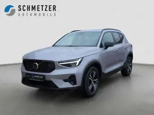 Volvo XC40 +B4+Benzin+Plus+Dark+Standhzg+360°Kam.+Alarm