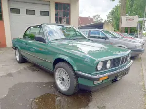 BMW 325 BMW 325i Cabriolet E30 Akaziengruen 1 Hd 20620 km