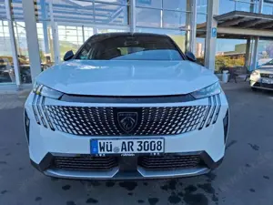 Peugeot 3008 3008 Hybrid 136 GT Bild 2