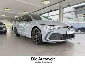 Volkswagen Golf VIII Lim. GTI 2.0 TSI DSG NAVI LED ACC PDC Klima