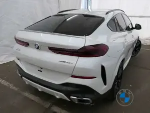 BMW X6 xDrive40d M Sport 22" Pano Sky Sthzg. AHK H/K Bild 3