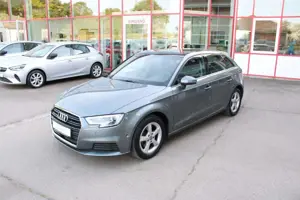 Audi A3 Sportback 35 TFSI S-tronic, Panorama, ACC