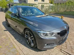 BMW 320 d M Sport Individual Leder HUD ACC Harman