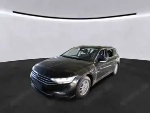 Volkswagen Passat Variant 2.0 TDI DSG BUSINESS +AHK +LED +ACC +RKAM +NAVI + Bild 2