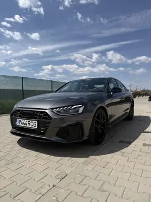 Audi A4 45 TFSI quattro S tronic edition one