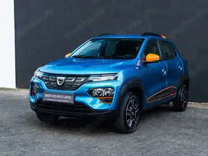 Dacia Spring Comfort Plus 1Hand+Leder+15tkm+Navi