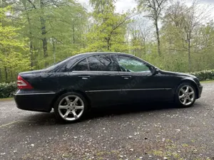 Mercedes-Benz C 200 Kompressor Automatik Elegance Sport Edition Bild 3
