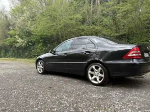 Mercedes-Benz C 200 Kompressor Automatik Elegance Sport Edition Bild 2