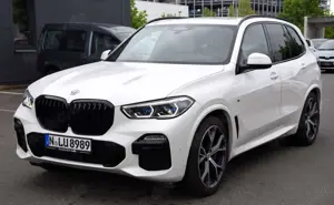 BMW X5 M i *HUD*Pano.*360°*Massage*Soft-Close*HK*