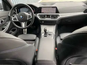 BMW 320 3er Touring Diesel 320d Touring xDrive Aut. M Sport Bild 5