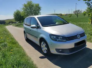Volkswagen Touran Bild 2