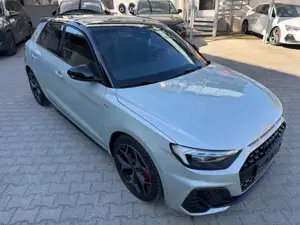 Audi A1 Sportback 40 TFSI S line, S line 2x, VOLL!!