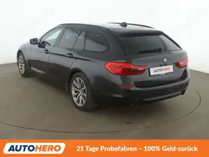 BMW 520 520d Sport Line Aut.*NAVI*LED*HUD*TEMPO*PDC*SHZ* Bild 4