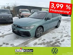 Volkswagen Passat R-Line eHybrid Harman Kardon CarPlay+Pano