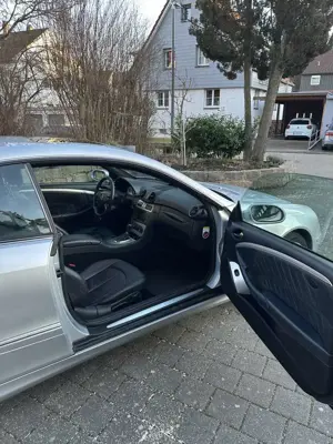 Mercedes-Benz CLK 280 CLK Coupe 280 7G-TRONIC Avantgarde Bild 4