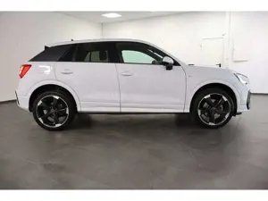 Audi Q2 35 TFSI S-line S tronic,Navi,LED,RFK Bild 4