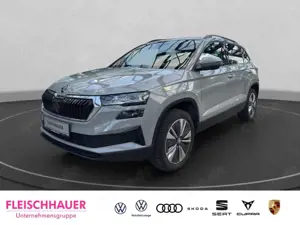 Skoda Karoq Selection 1.5 TSI DSG AHK Navi Digitales Cockpit L