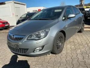 Opel Astra J Lim. 5-trg. Edition XENON NAVI PDC StHZG