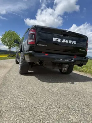 Dodge RAM Laramie Sport Bild 3
