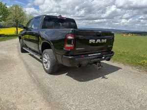 Dodge RAM Laramie Sport Bild 4