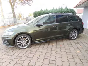 Volkswagen Golf Variant Golf VII Variant Diesel 1.6 TDI  IQ.DRIVE LED NAVI