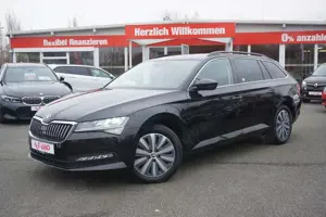 Skoda Superb Combi 2.0 TDI Ambition LED Navi ACC PDC Bild 2