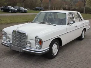Mercedes-Benz S 280